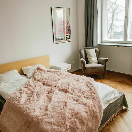 Niepodleglosci 245 - 2br By Homeprime Apartman *