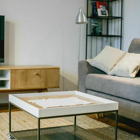 Niepodleglosci 245 - 2br By Homeprime Apartman